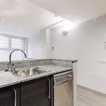 Weflating Sants Apartment