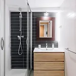 Weflating Sants Apartment