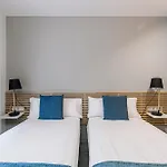 Weflating Sants Apartment